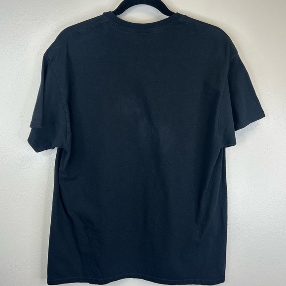 Rihanna The Loud Tour 2011 concert t-shirt. Gildan Heavy Cotton Black T-Shirt - Picture 7 of 9